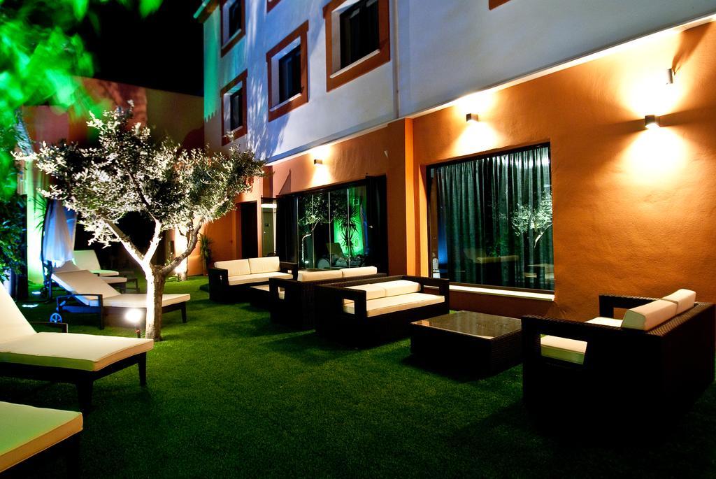 Hotel Infanta Leonor Écija Extérieur photo