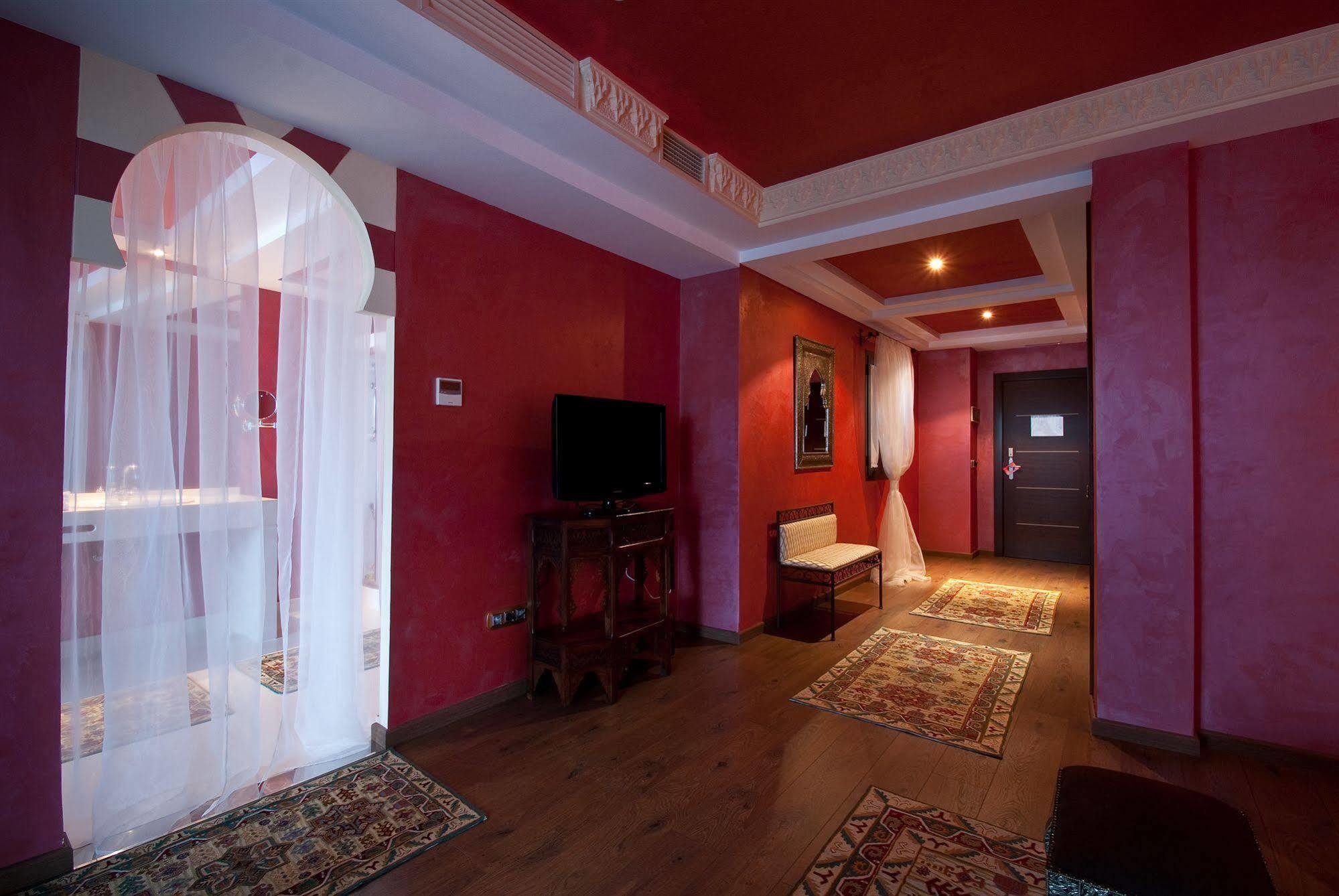 Hotel Infanta Leonor Écija Extérieur photo